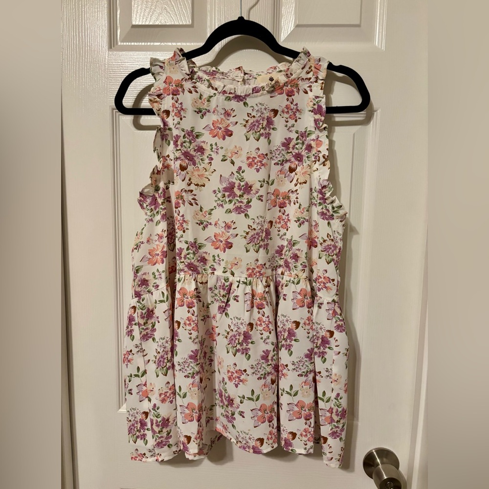 Floral Sleeveless Blouse